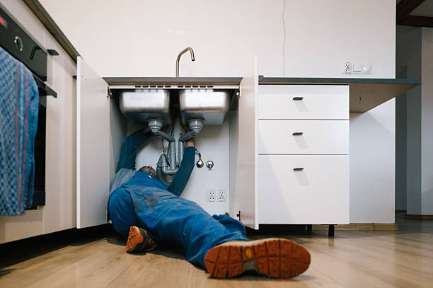 Professional Faucet Repair technician working in Colfax, IL